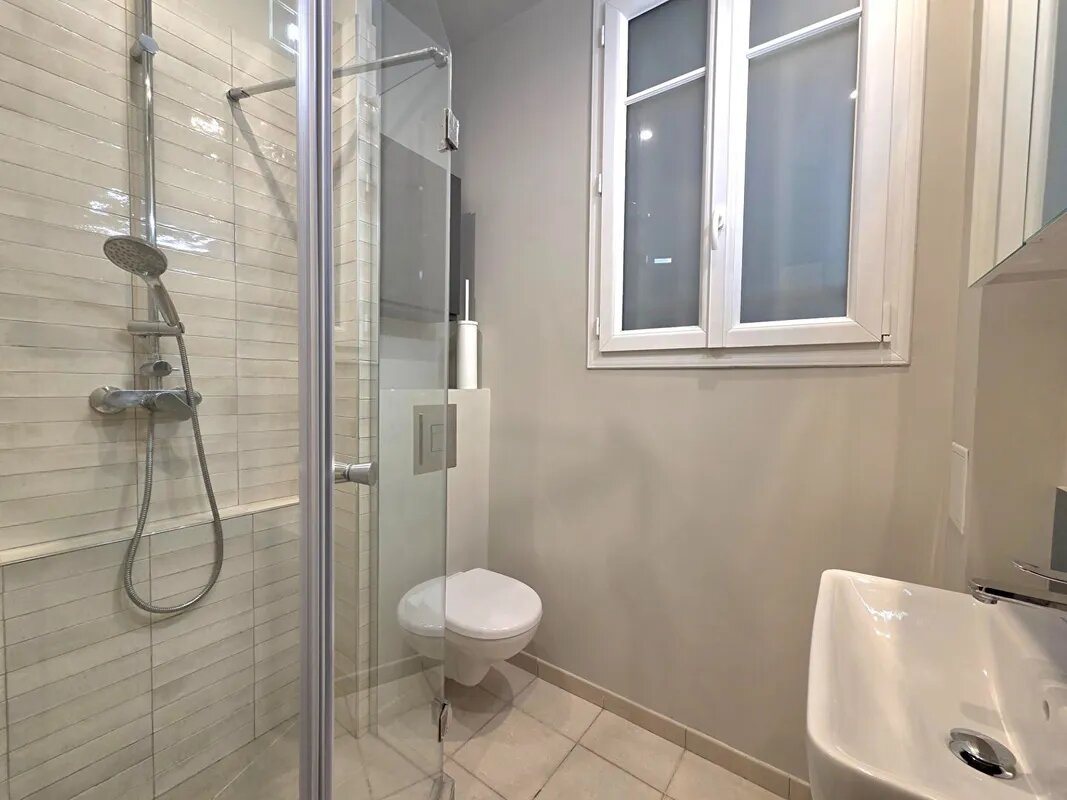 Appartement à louer, 23m², Courbevoie