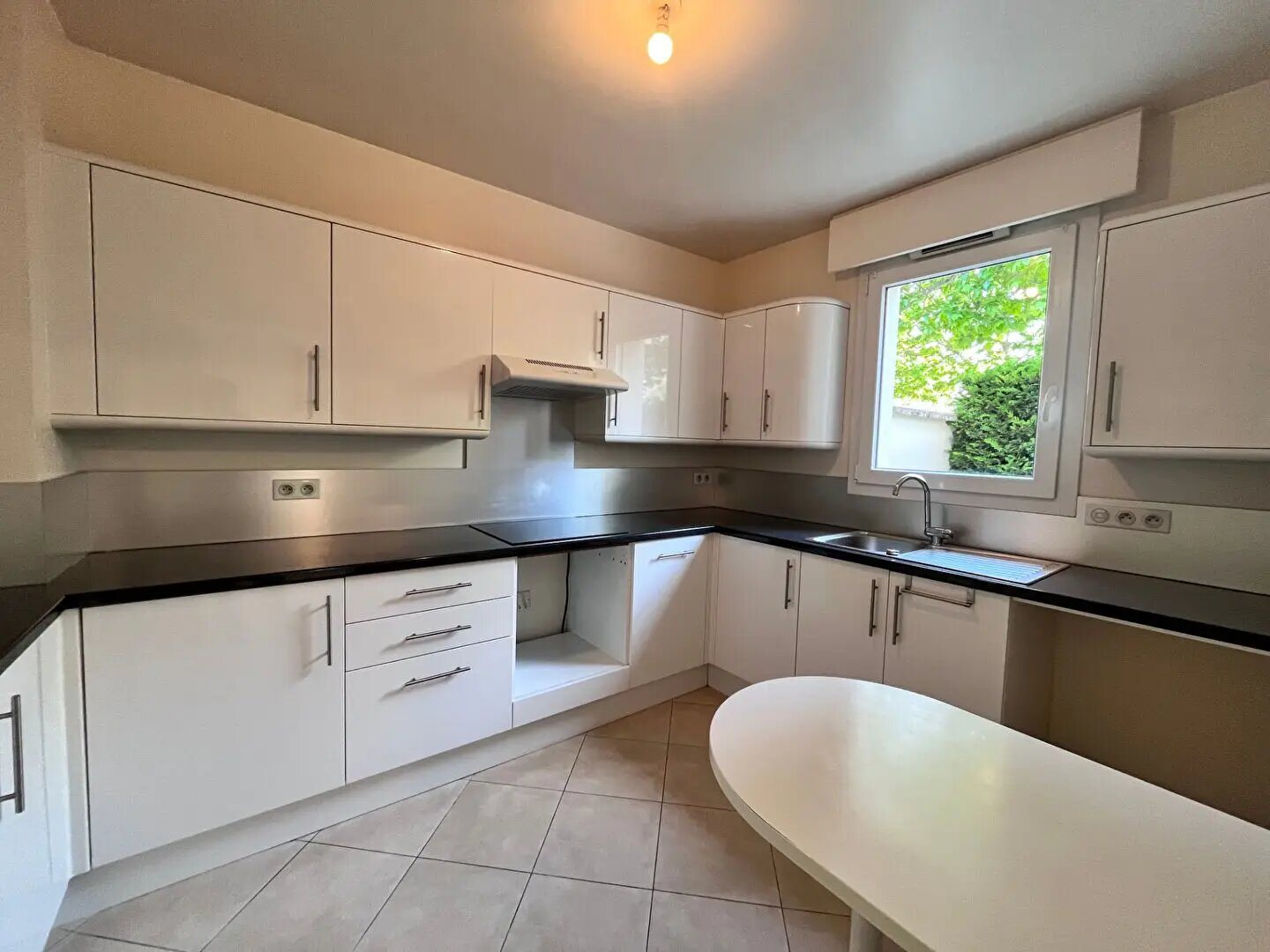 Appartement à louer, 89m², La Garenne-Colombes