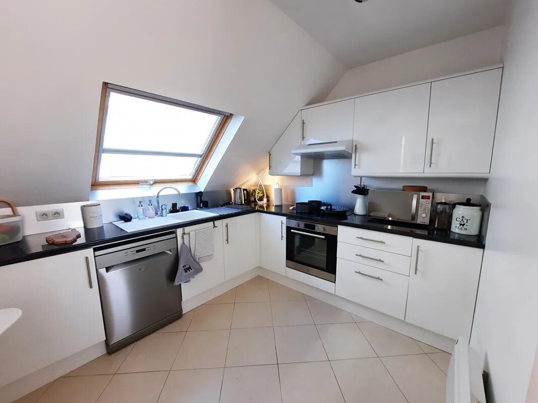 Appartement à louer, 47m², Courbevoie