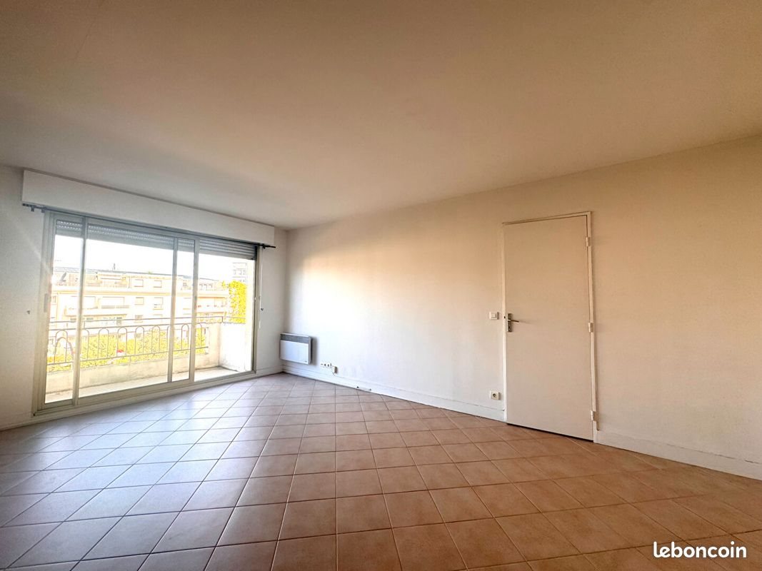 Appartement à louer, 45m², La Garenne-Colombes