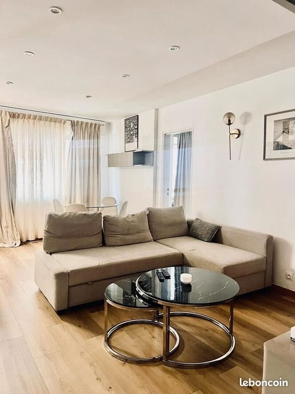 Appartement à louer, 55m², Courbevoie