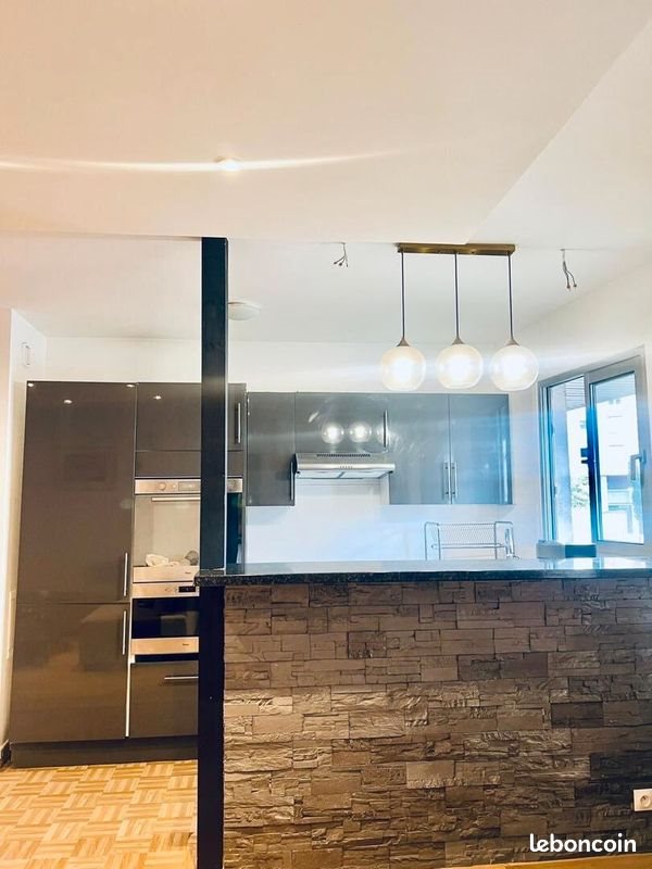 Appartement à louer, 55m², Courbevoie