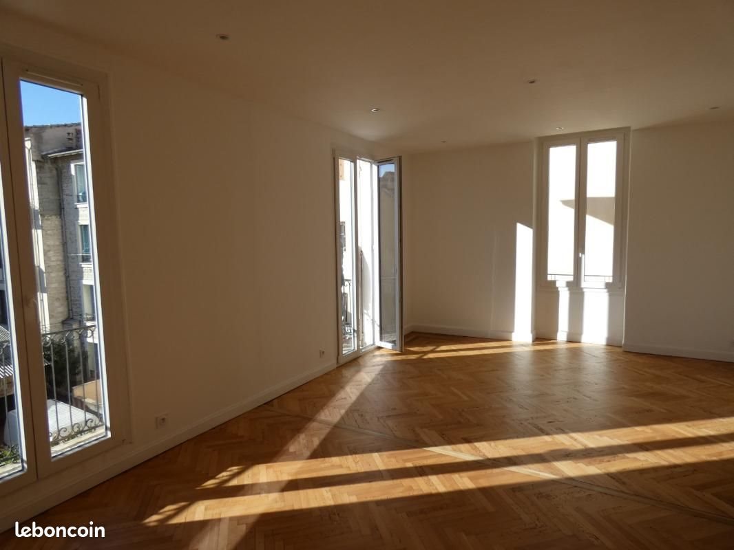 Appartement à louer, 136m², Nice