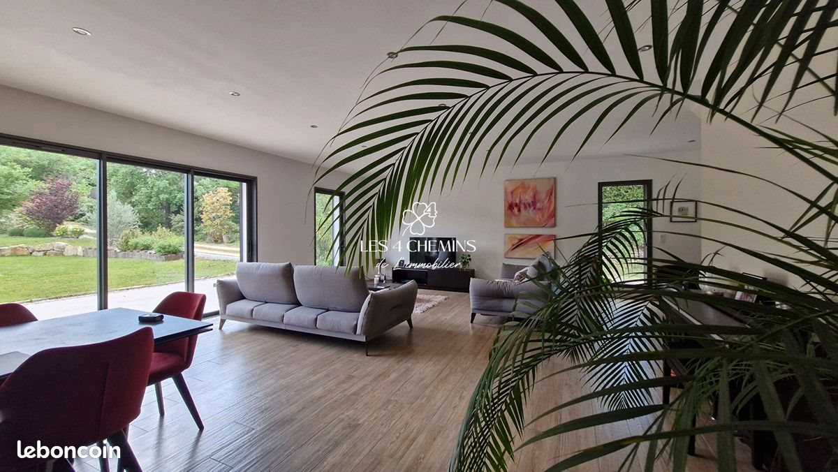 Maison à vendre, 231m², Peynier