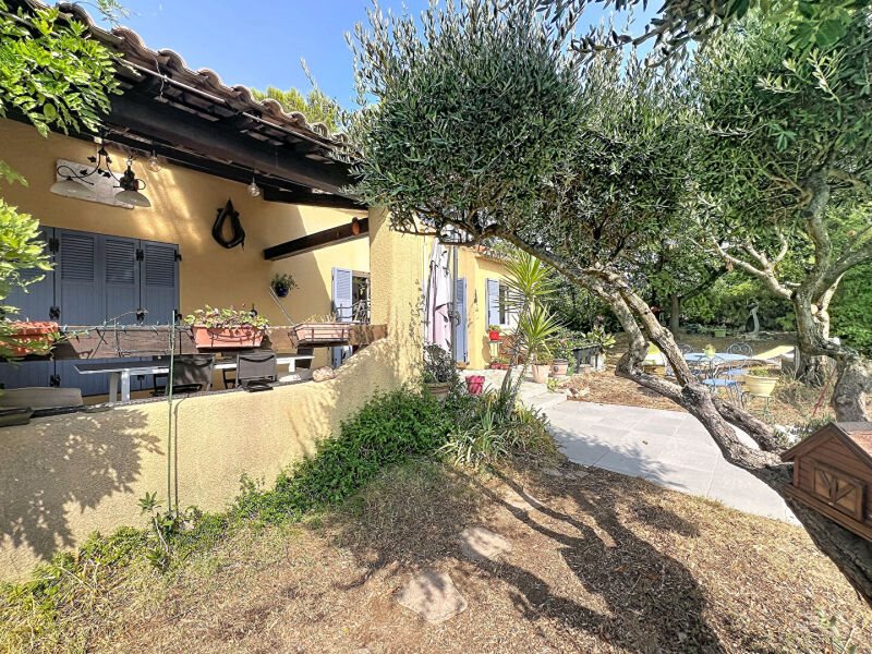 Maison à vendre, 158m², Belcodène