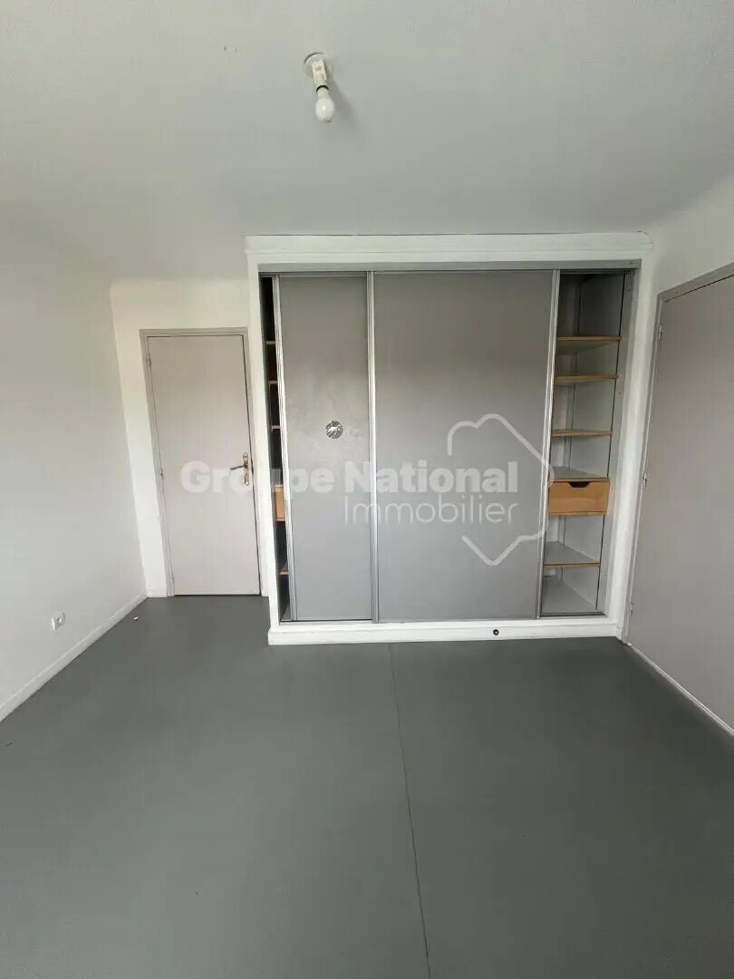 Appartement à louer, 70m², Arles