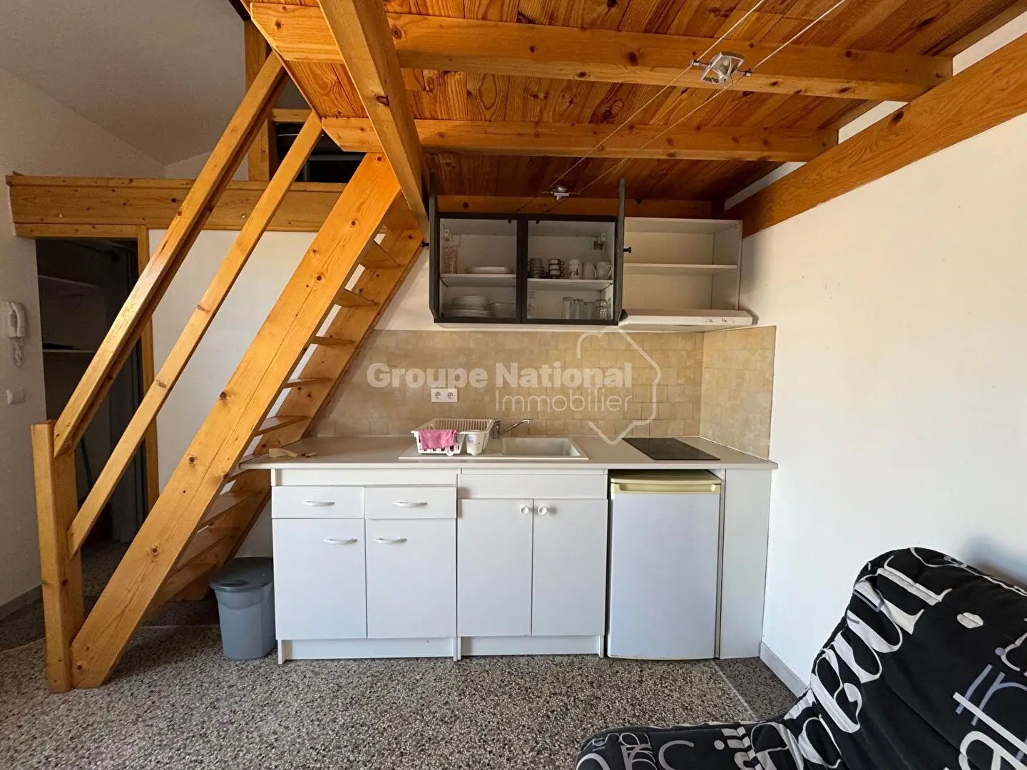 Appartement à louer, 17m², Arles