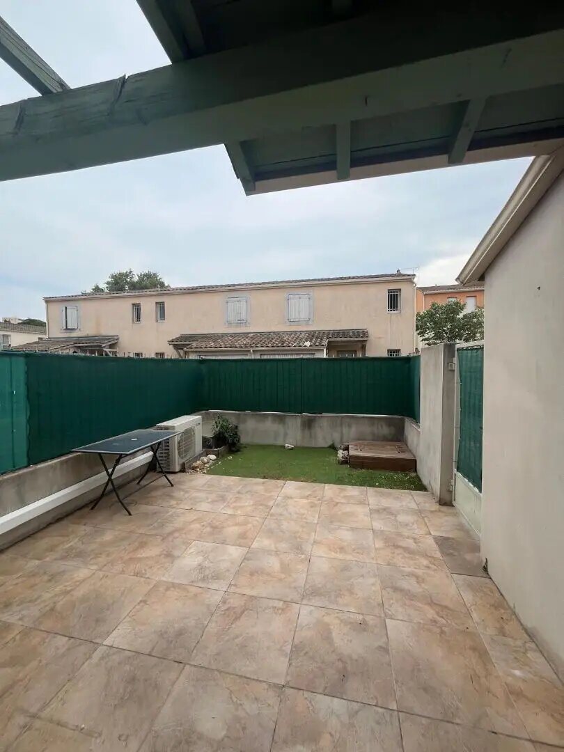 Maison à louer, 70m², Arles
