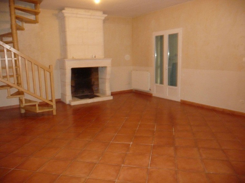 Maison à louer, 150m², Arles