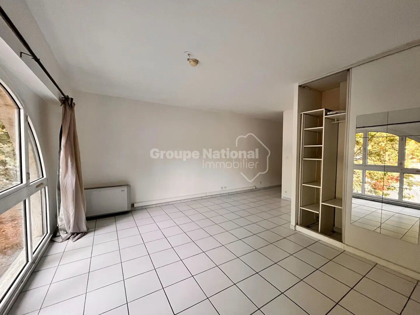 Appartement à louer, 38m², Arles