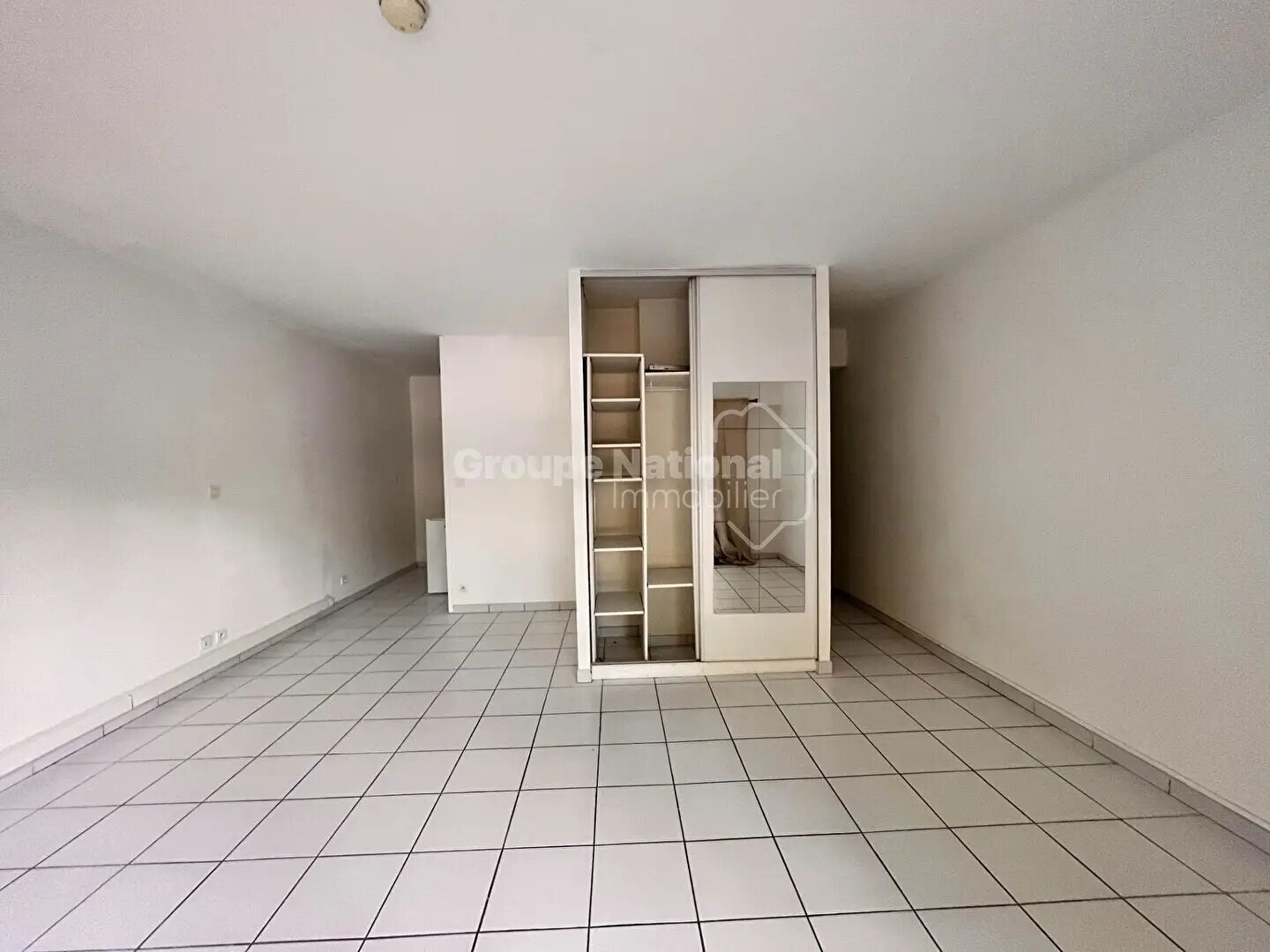 Appartement à louer, 38m², Arles
