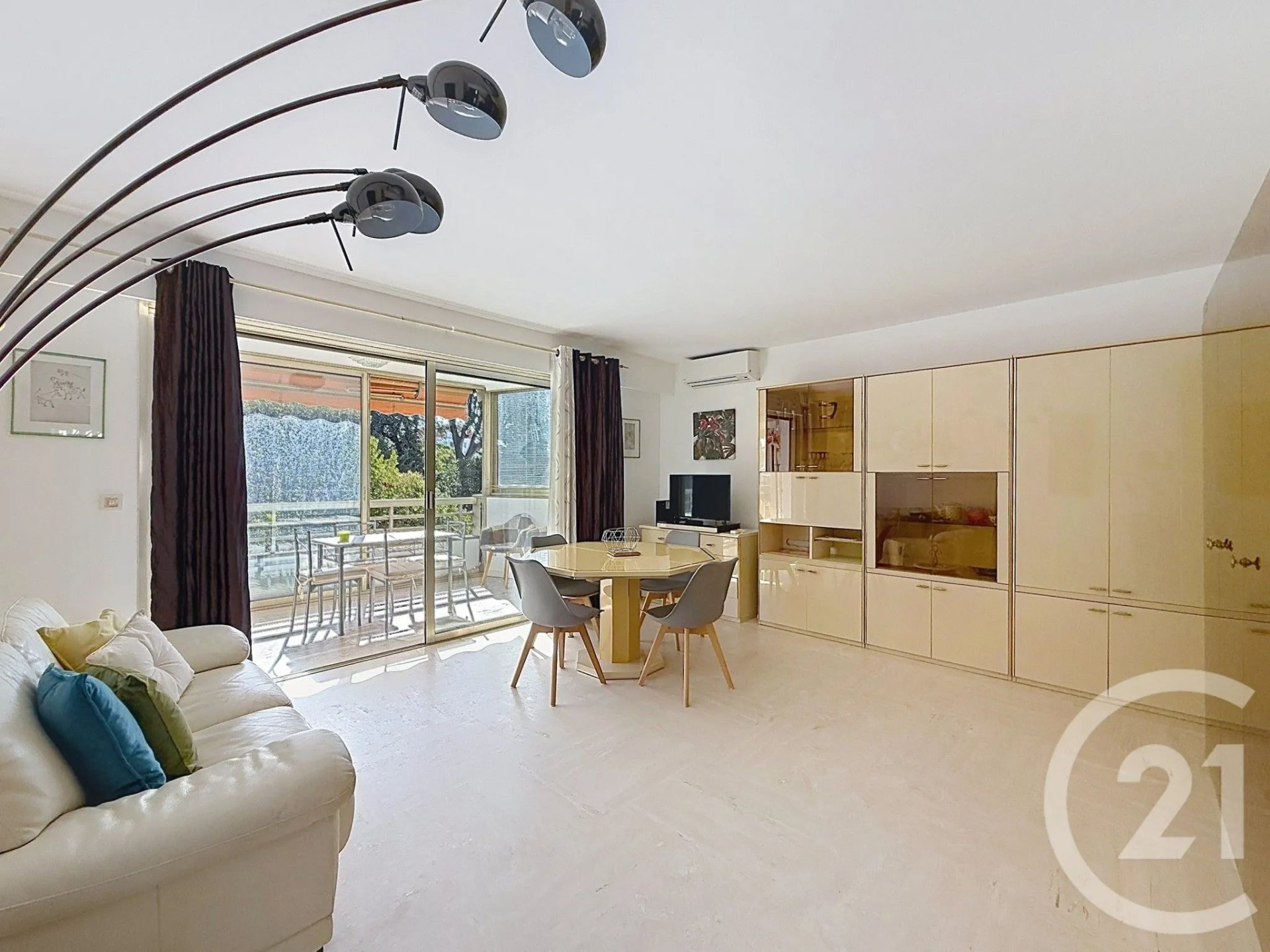 Appartement à louer, 55m², Cannes