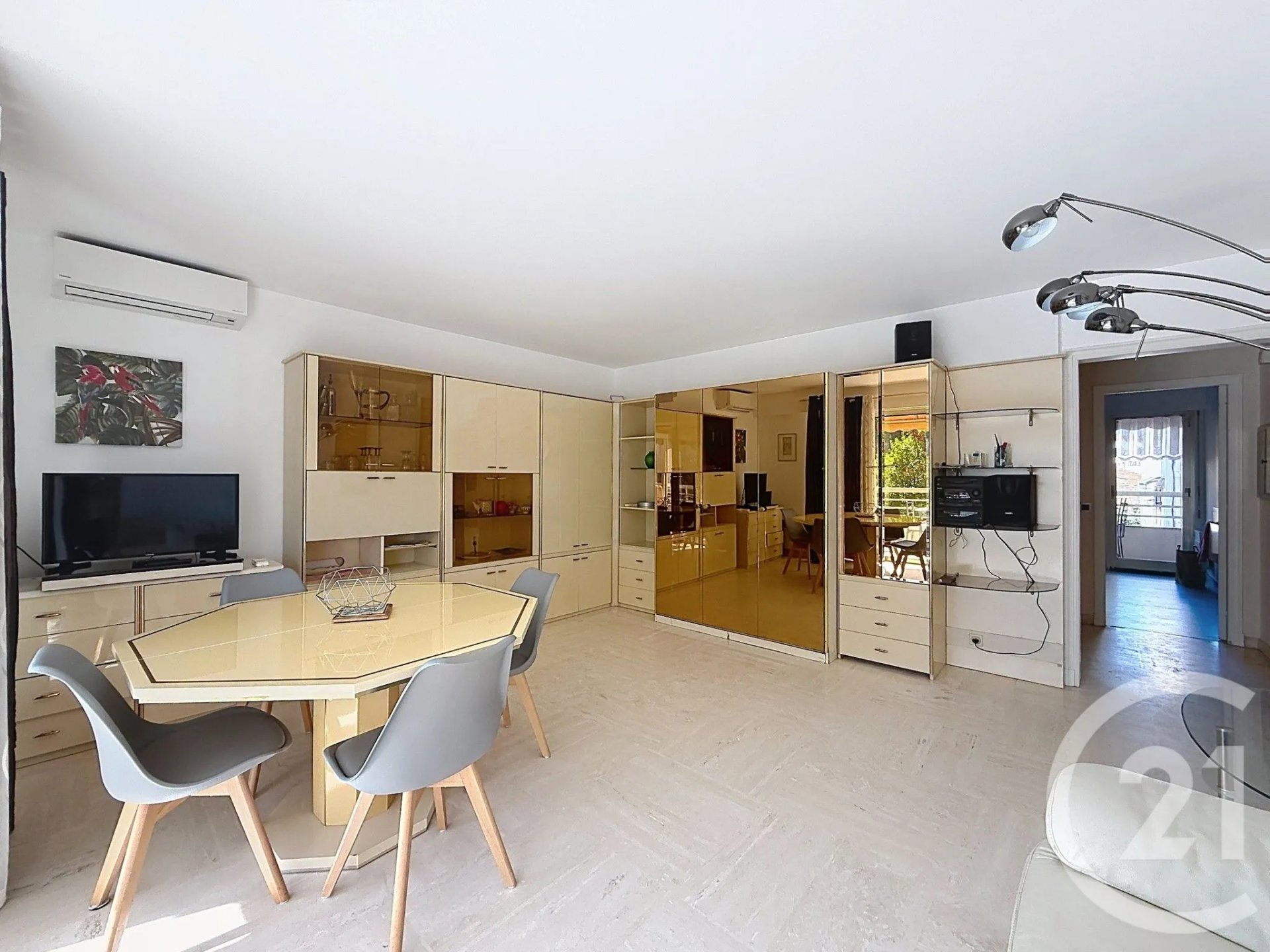 Appartement à louer, 55m², Cannes