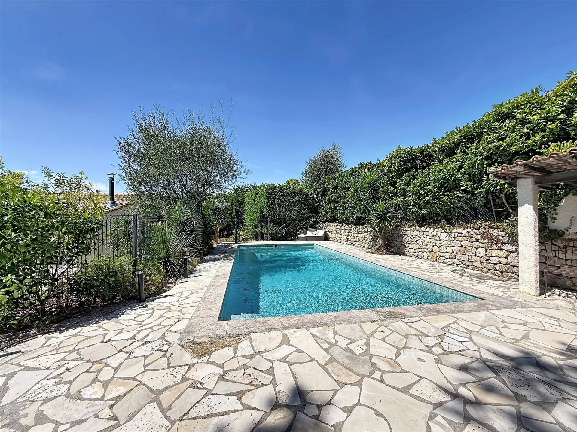 Maison à louer, 93m², Opio