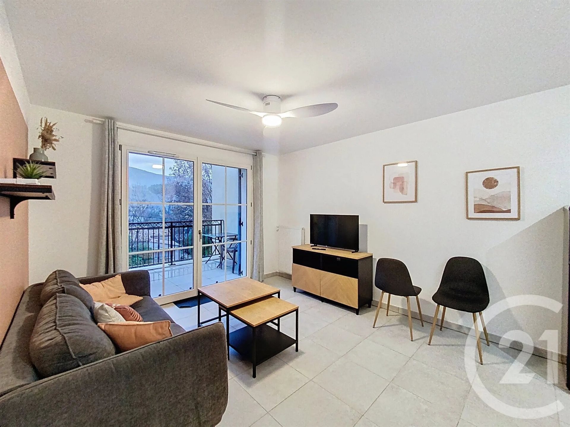 Appartement à louer, 43m², Roquefort-les-Pins
