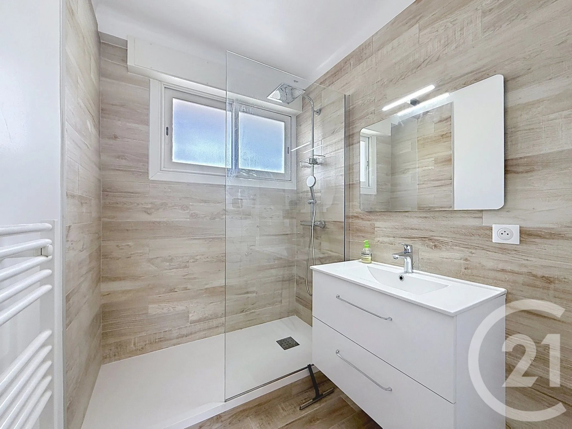 Appartement à louer, 42m², Cannes