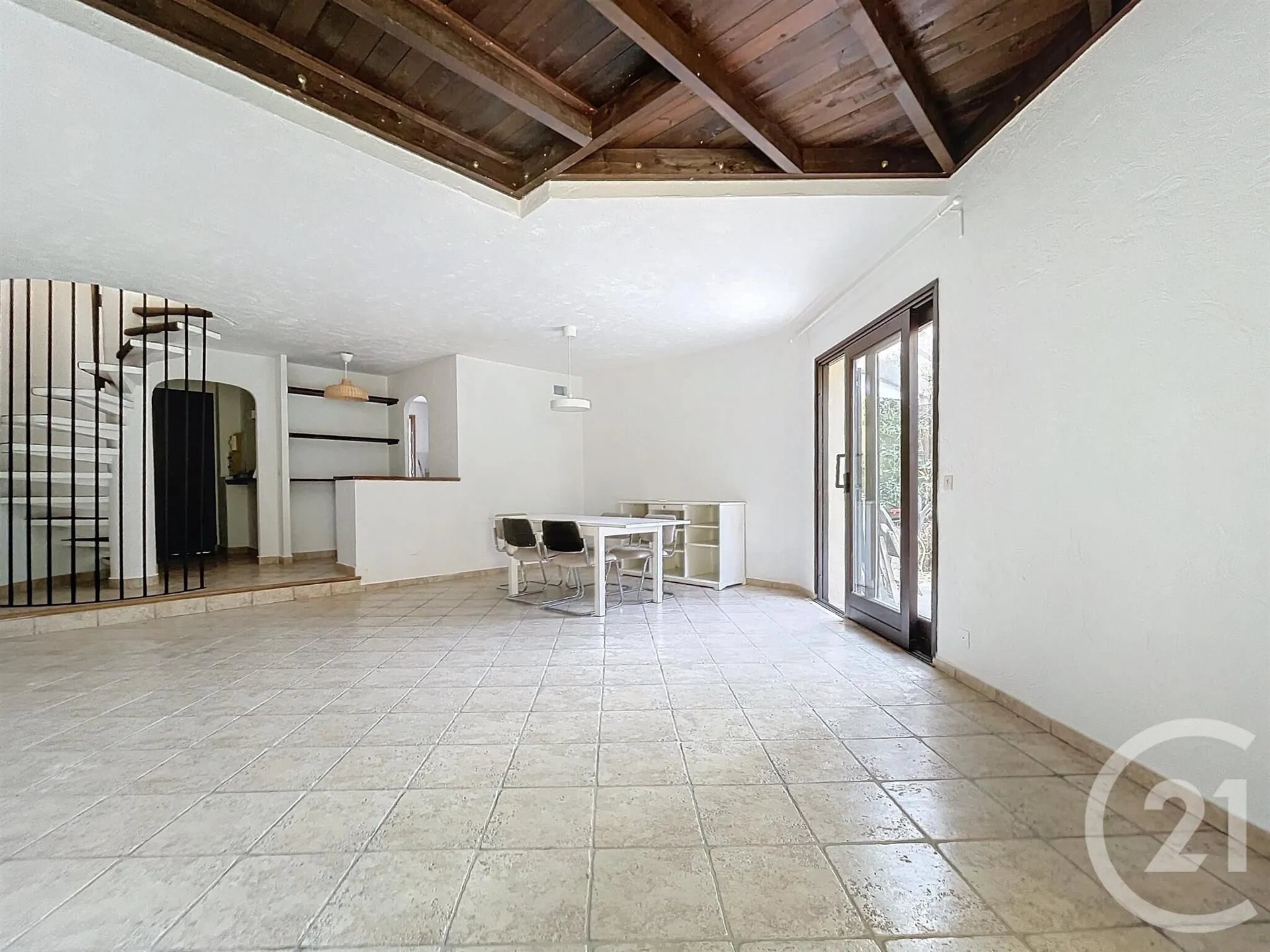 Maison à louer, 89m², Valbonne