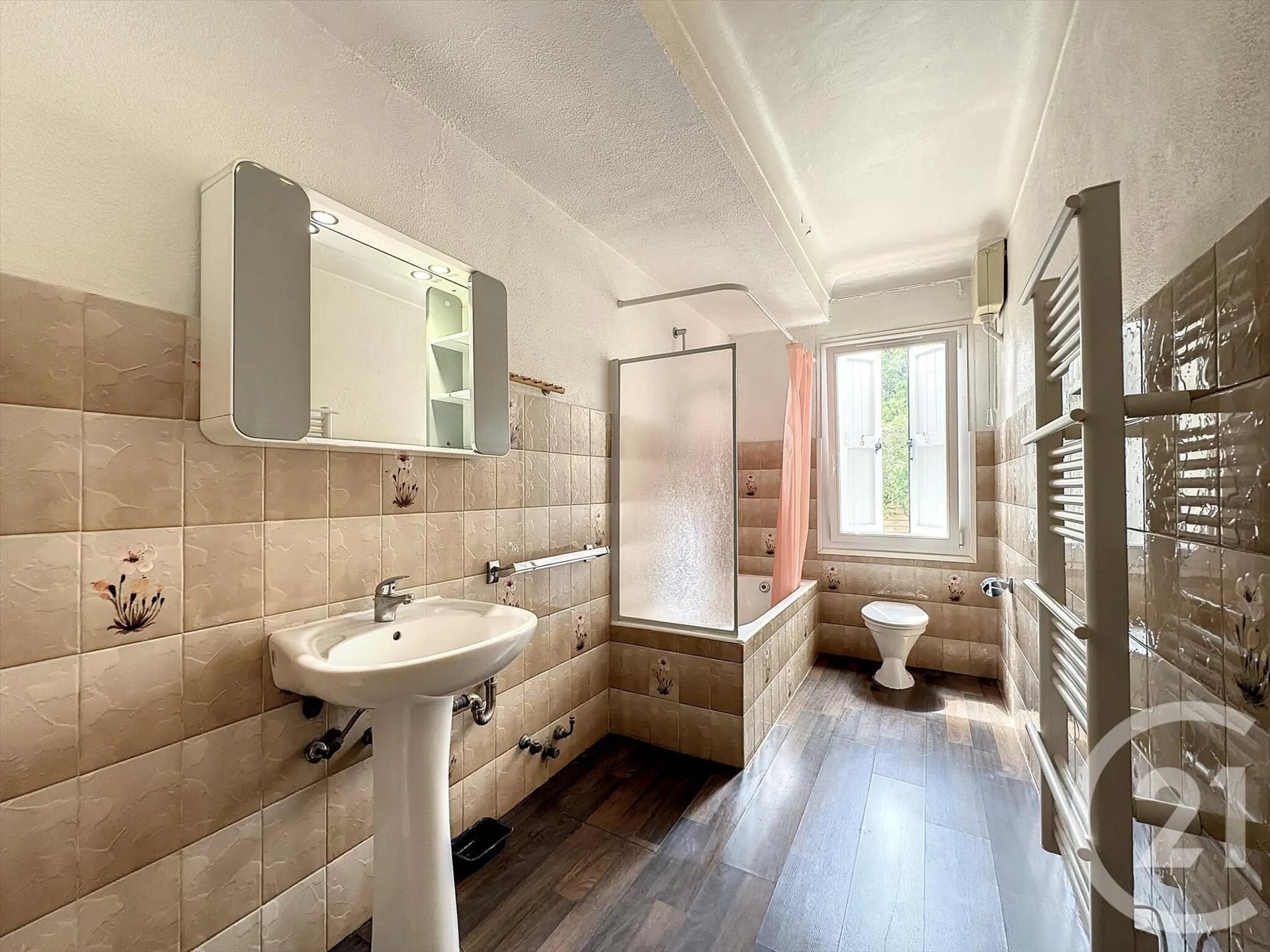 Appartement à louer, 56m², Mougins