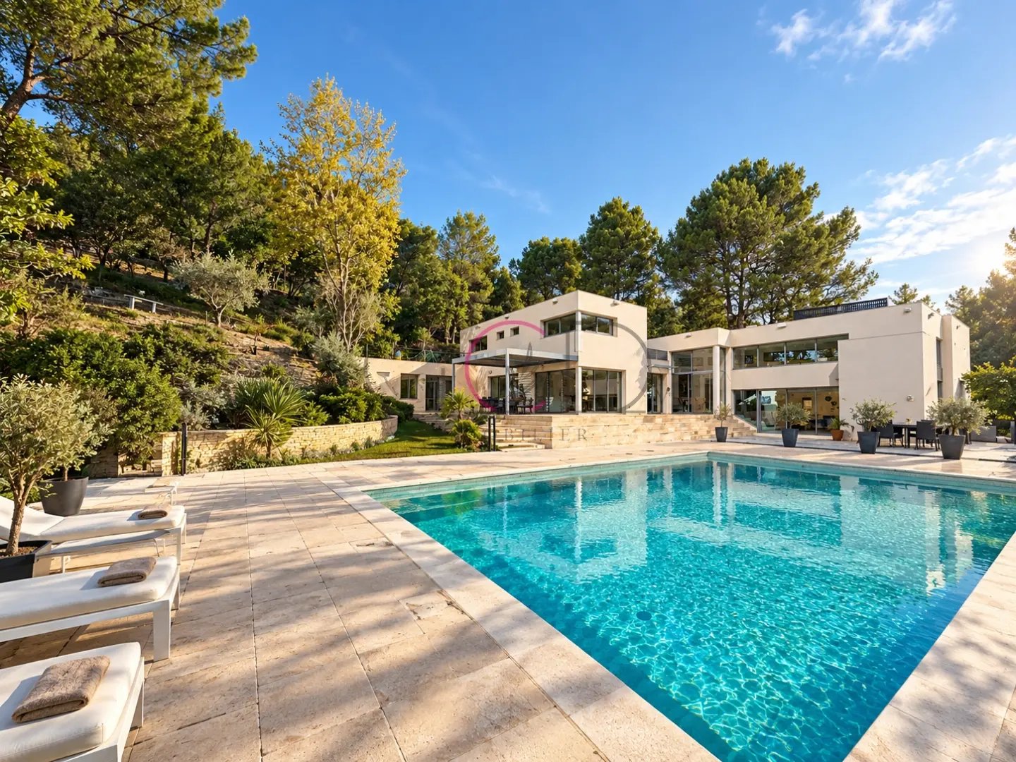 Maison à vendre, 290m², Meyreuil