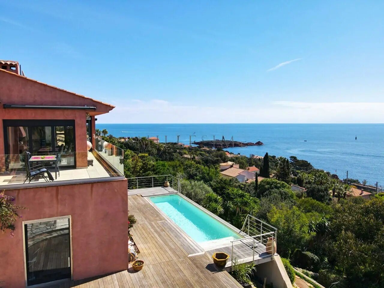 Maison à vendre, 215m², Saint-Raphaël