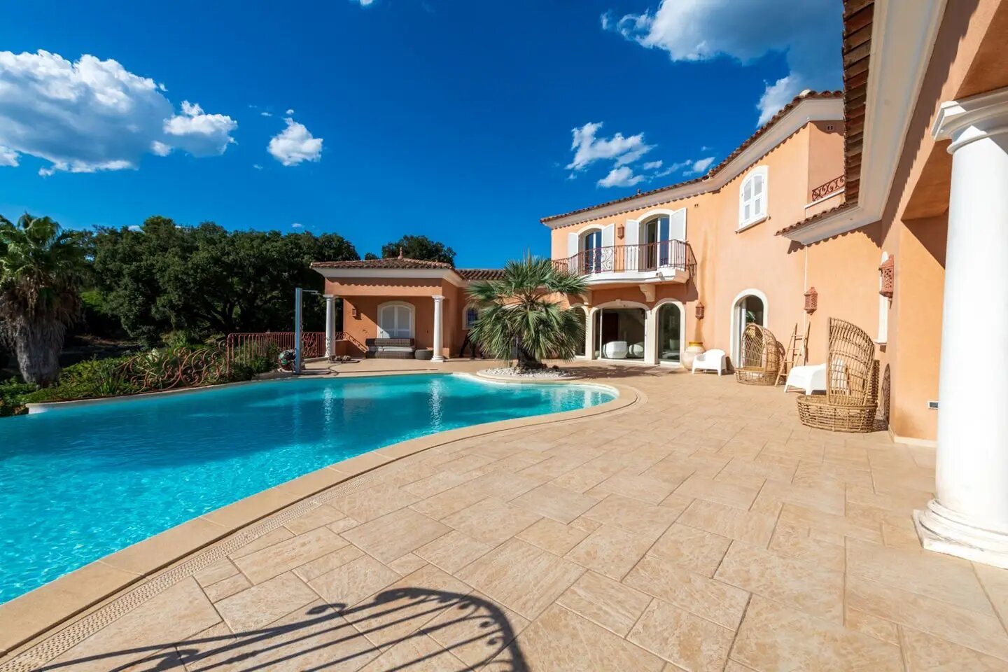 Maison à vendre, 325m², Saint-Raphaël
