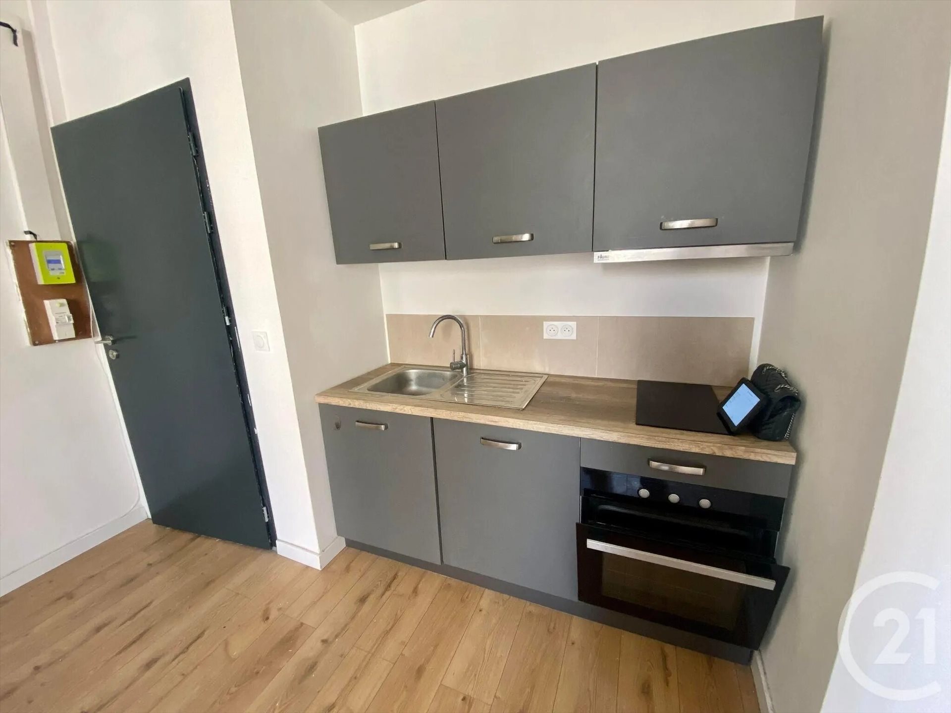 Appartement à louer, 27m², Nice