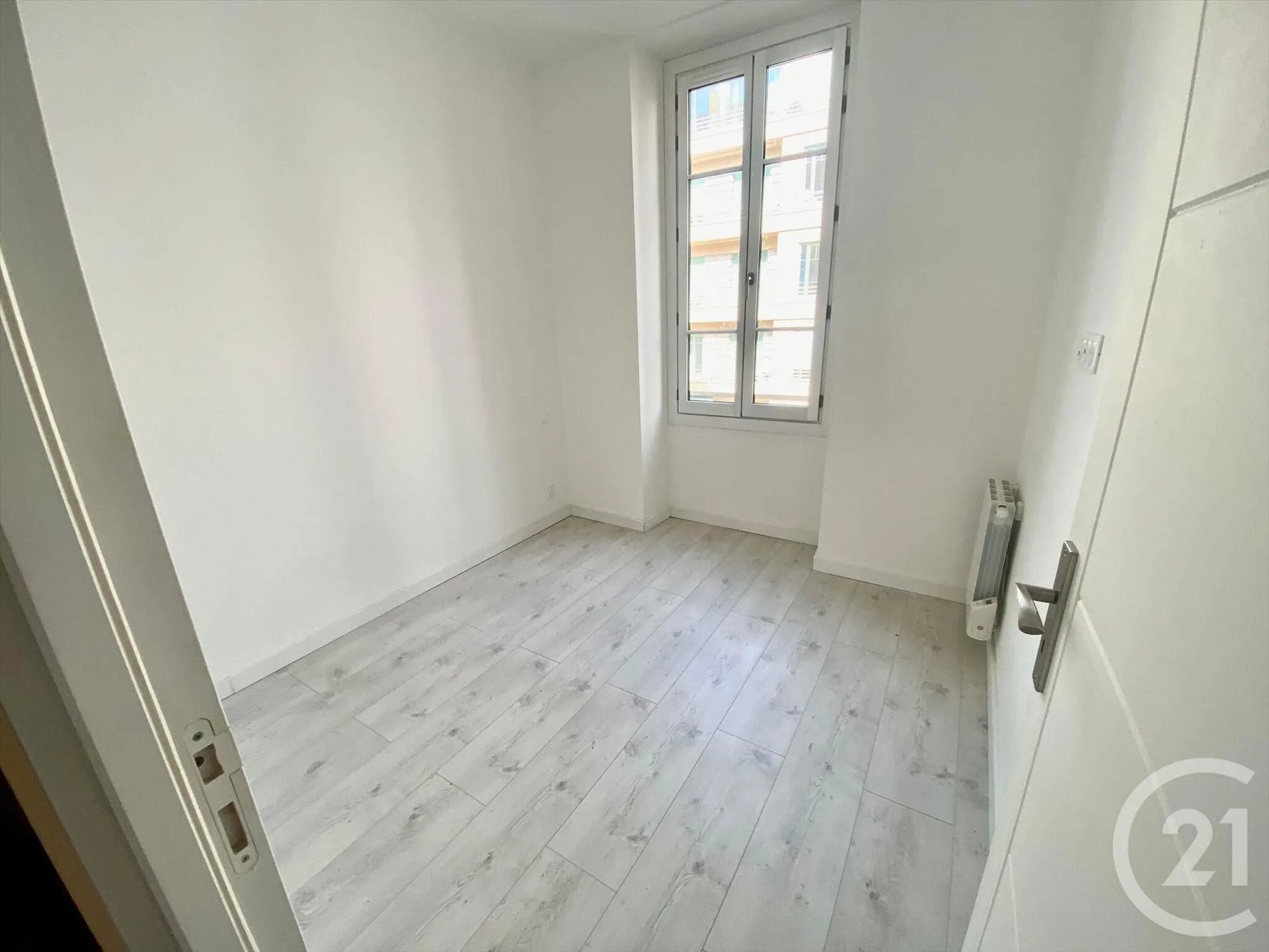 Appartement à louer, 27m², Nice