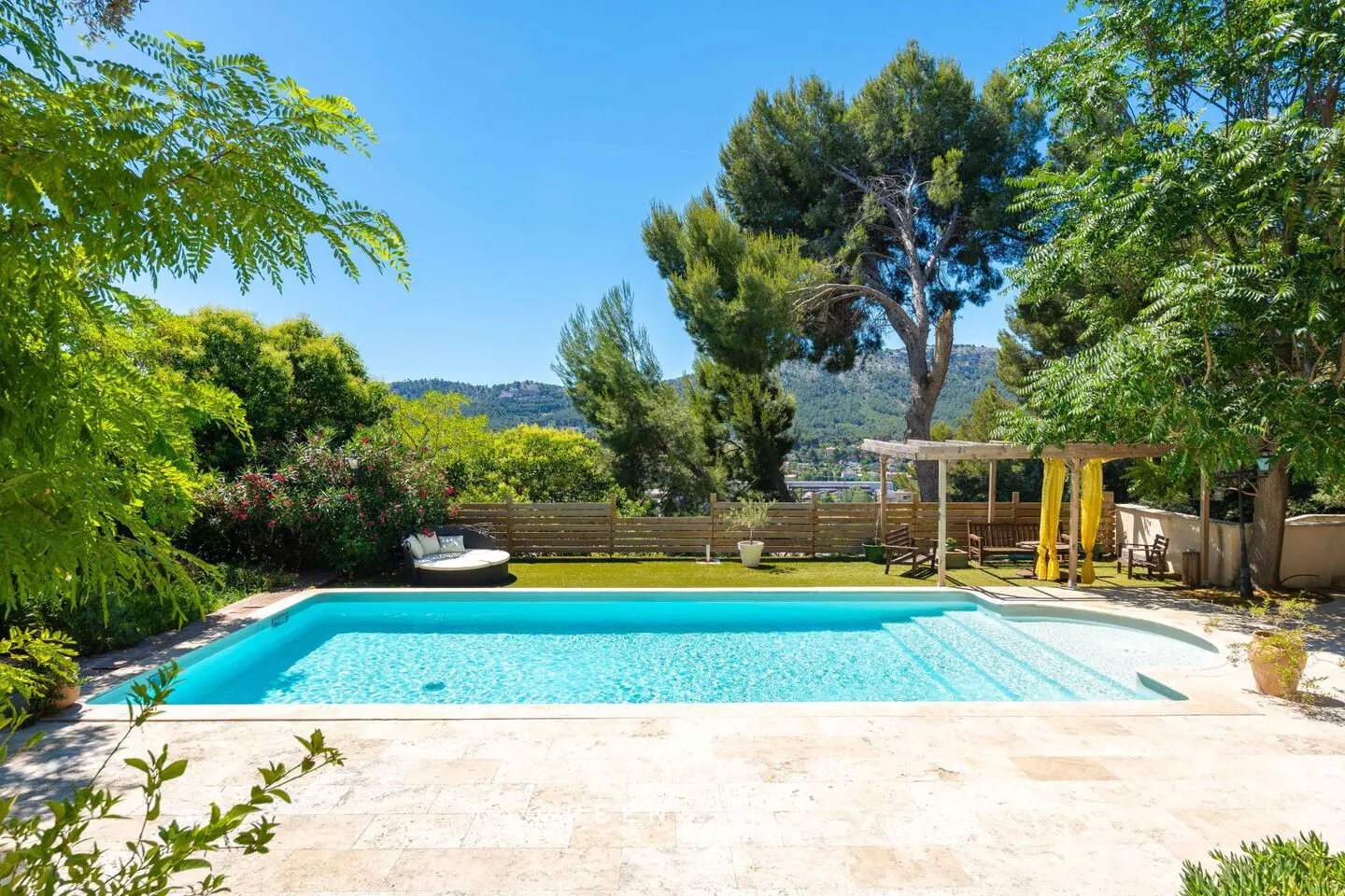 Maison à vendre, 123m², Aubagne