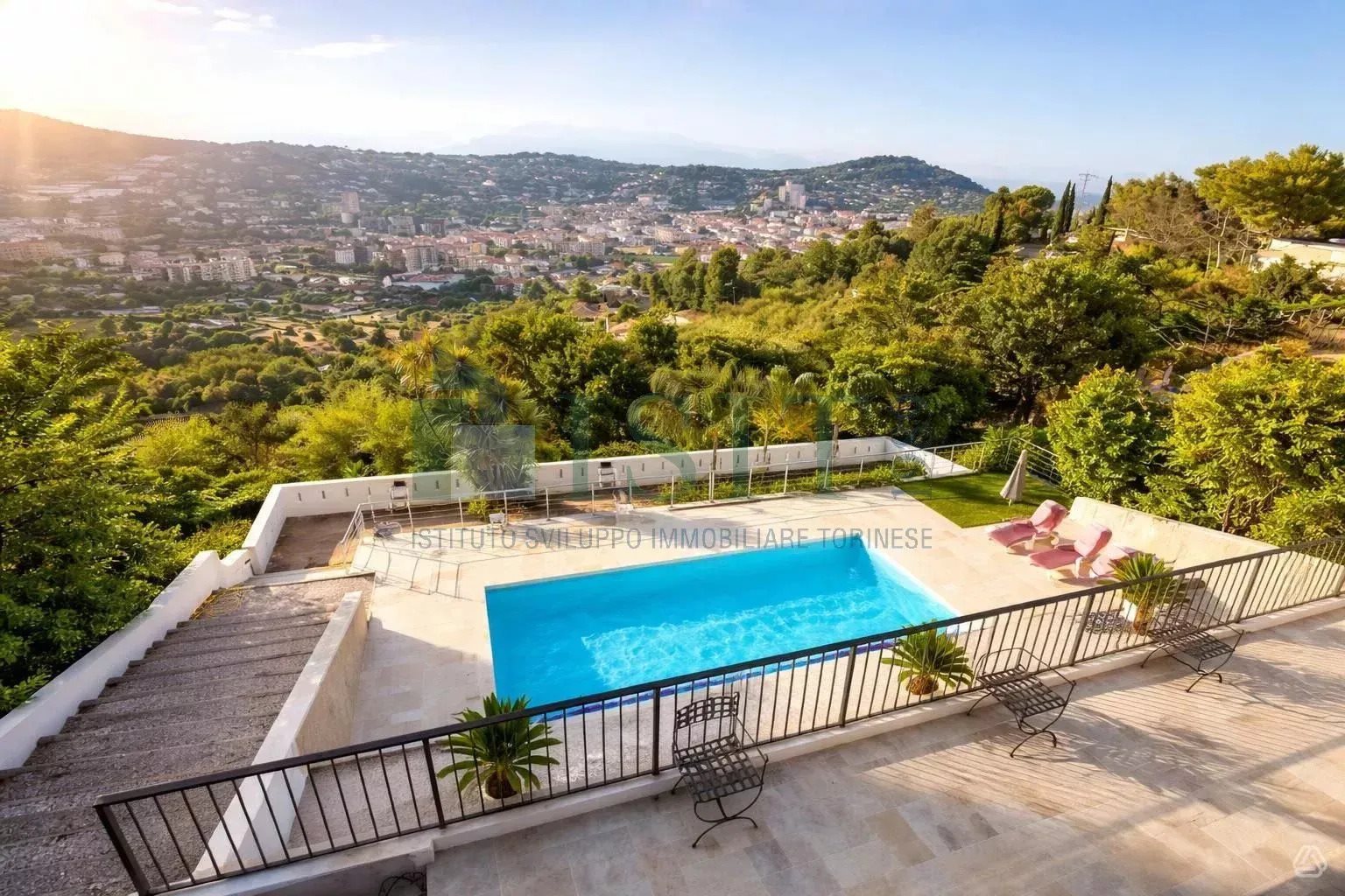 Maison à vendre, 145m², Vallauris