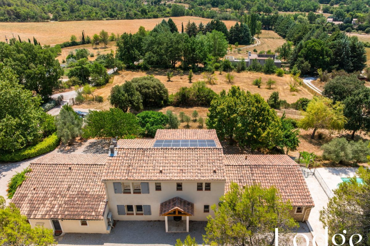 Maison à vendre, 295m², Vauvenargues