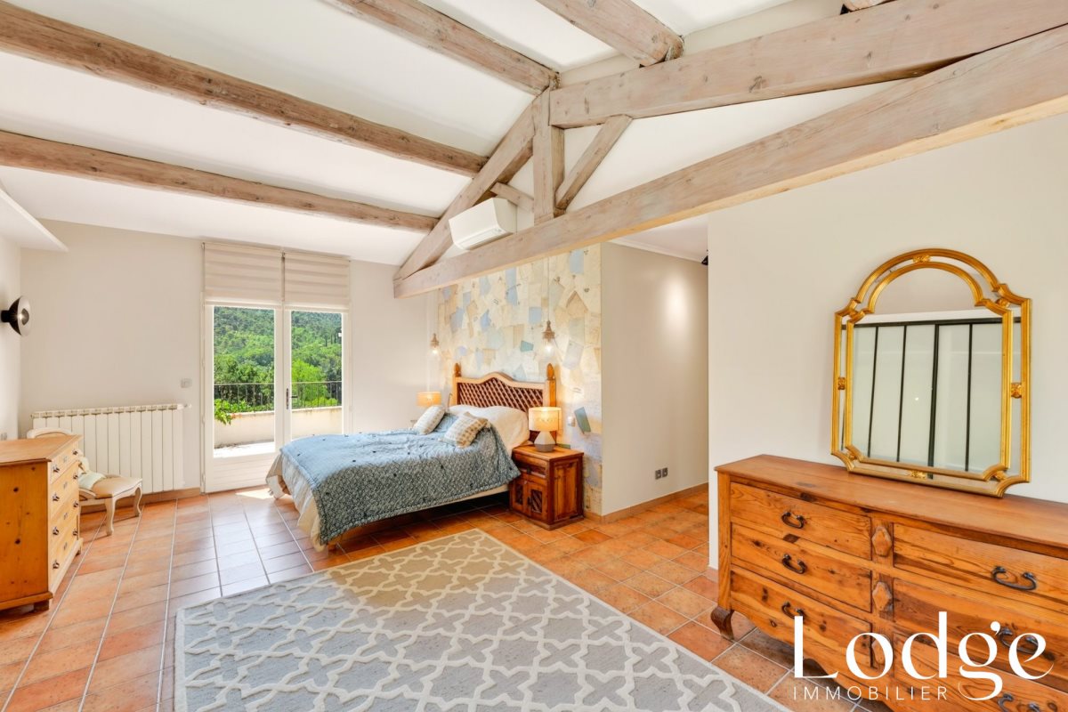 Maison à vendre, 295m², Vauvenargues