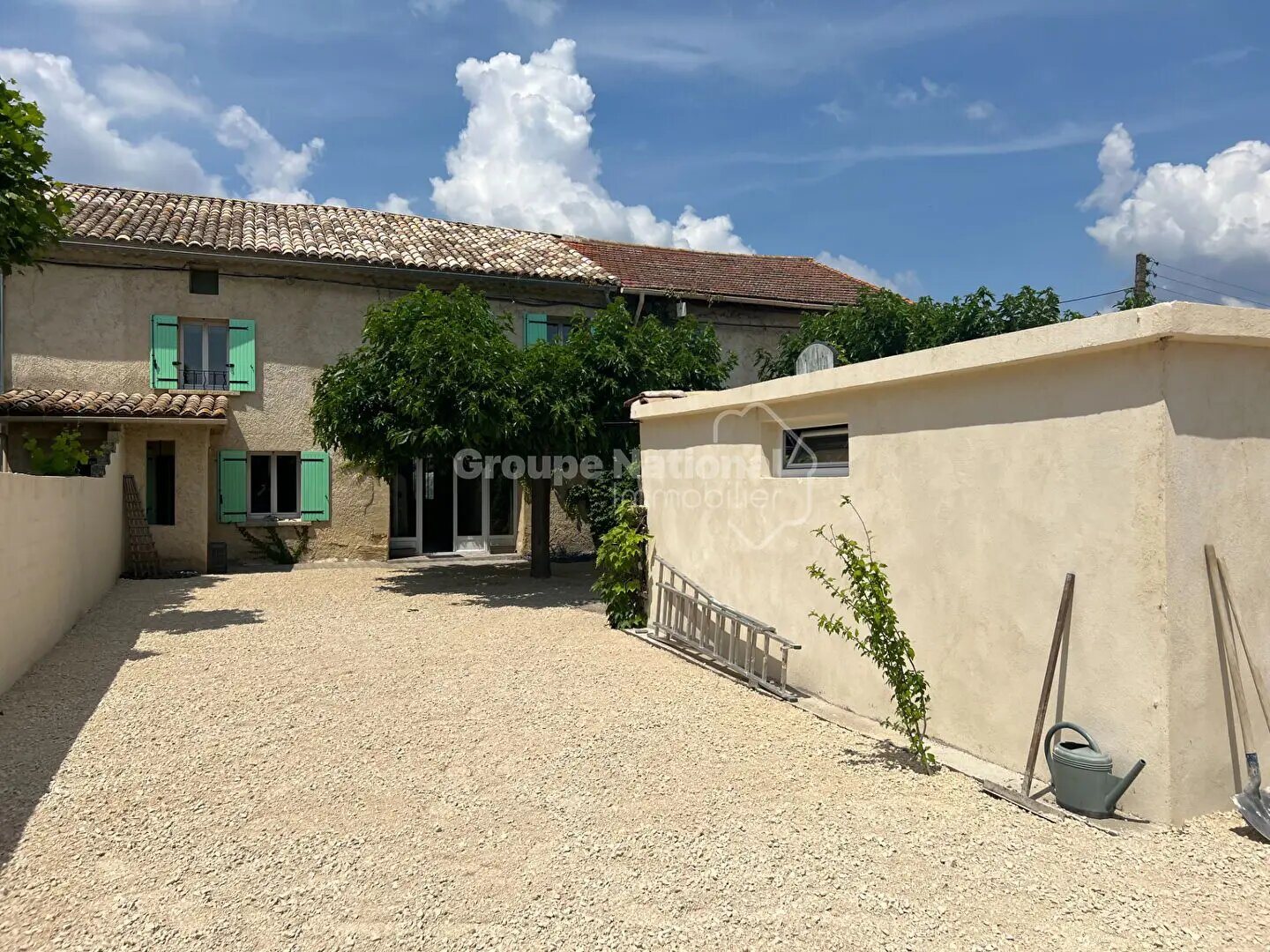 Maison à louer, 151m², Entraigues-sur-la-Sorgue