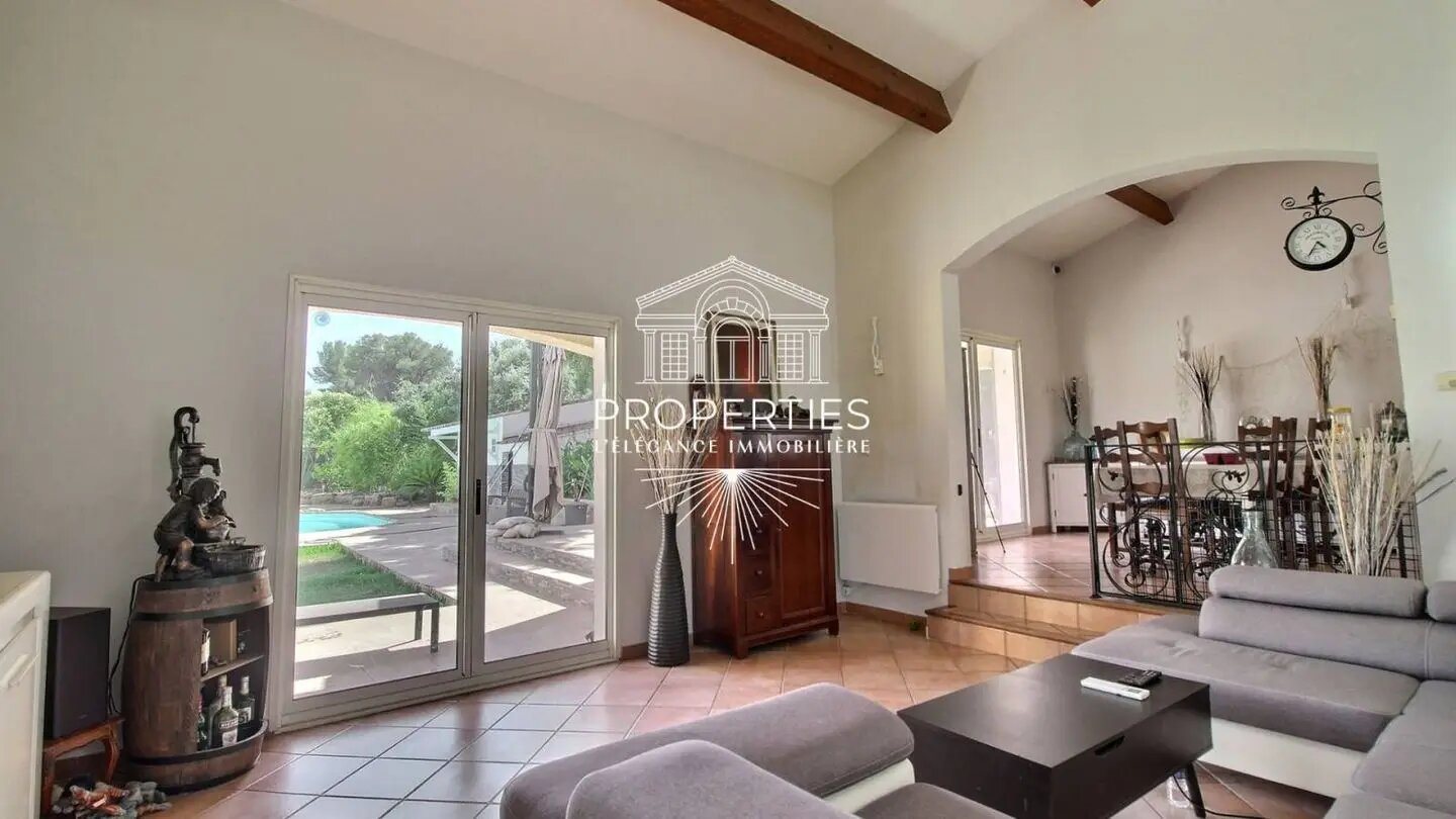 Maison à vendre, 140m², La Crau