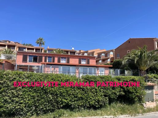 Maison 7 pièces 100 m² · à Théoule-sur-Mer · 100 m² · 1 069 000 €