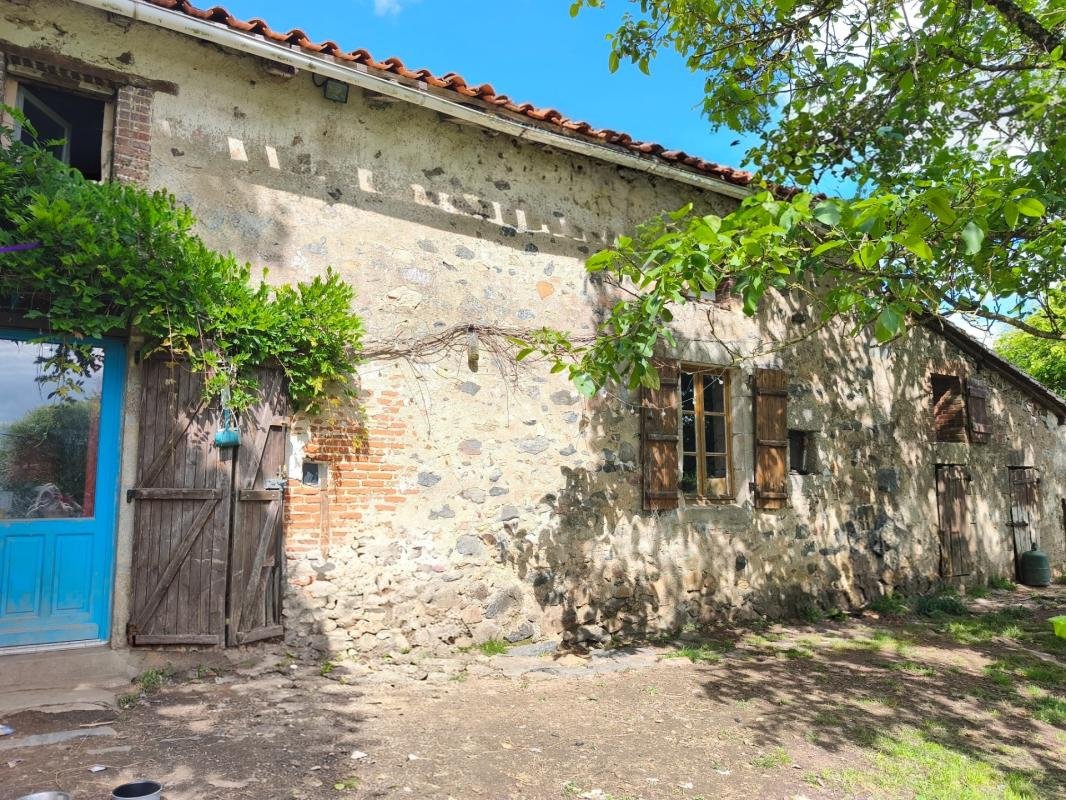 Maison à vendre, 120m², Lesterps