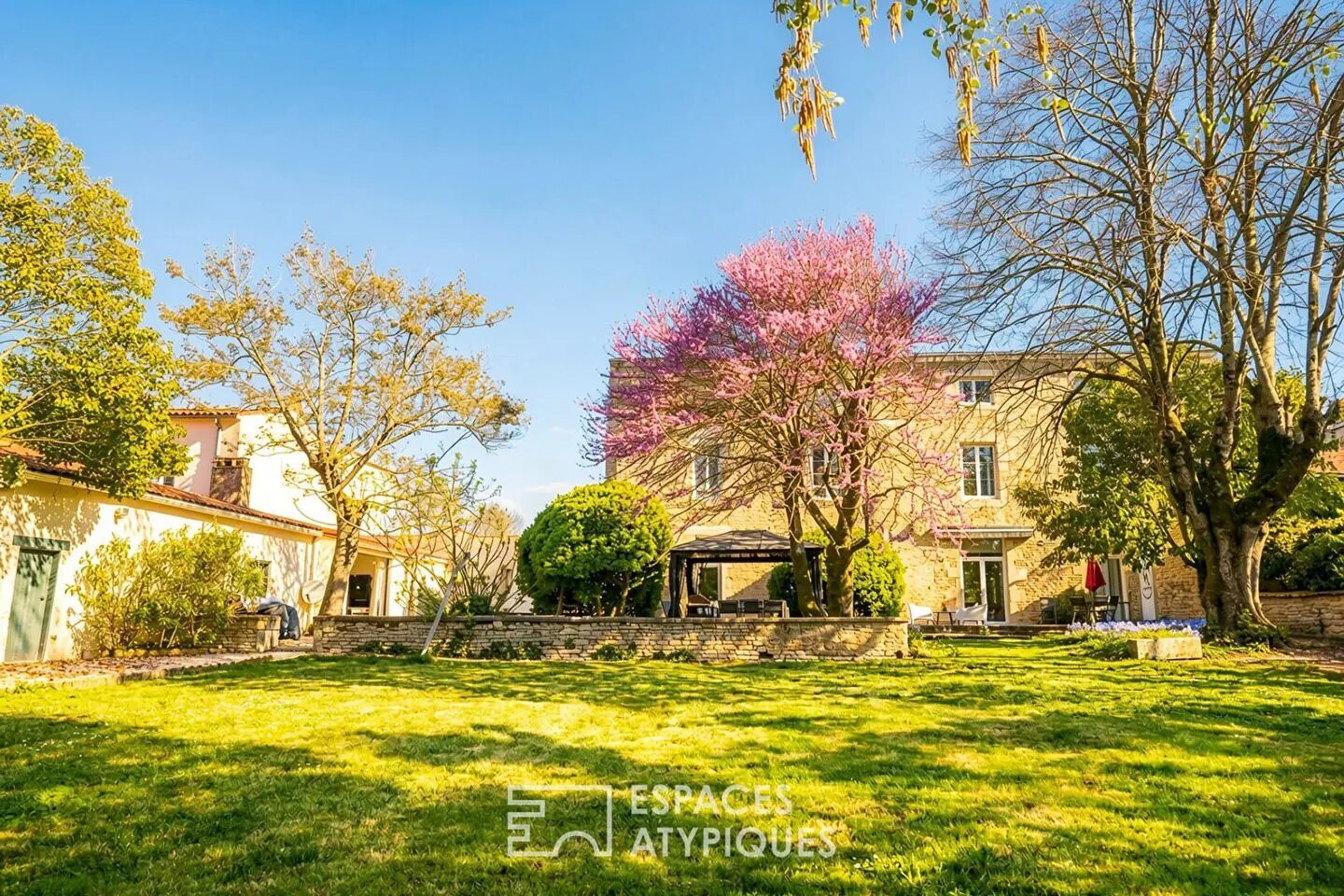 Maison à vendre, 356m², Saint-Jean-de-Liversay