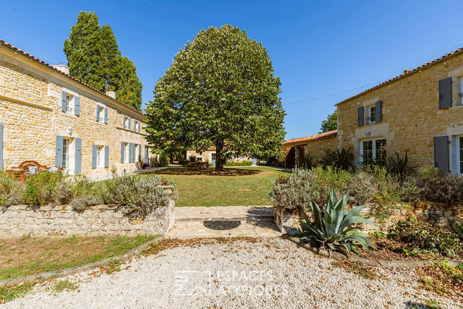 Maison à vendre, 490m², La Gripperie-Saint-Symphorien