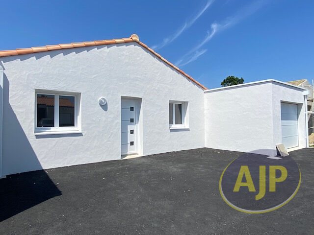 Maison à louer, 90m², La Garnache