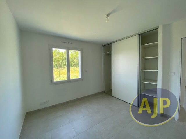 Maison à louer, 90m², La Garnache
