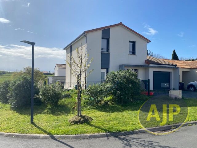 Maison à louer, 108m², Clisson