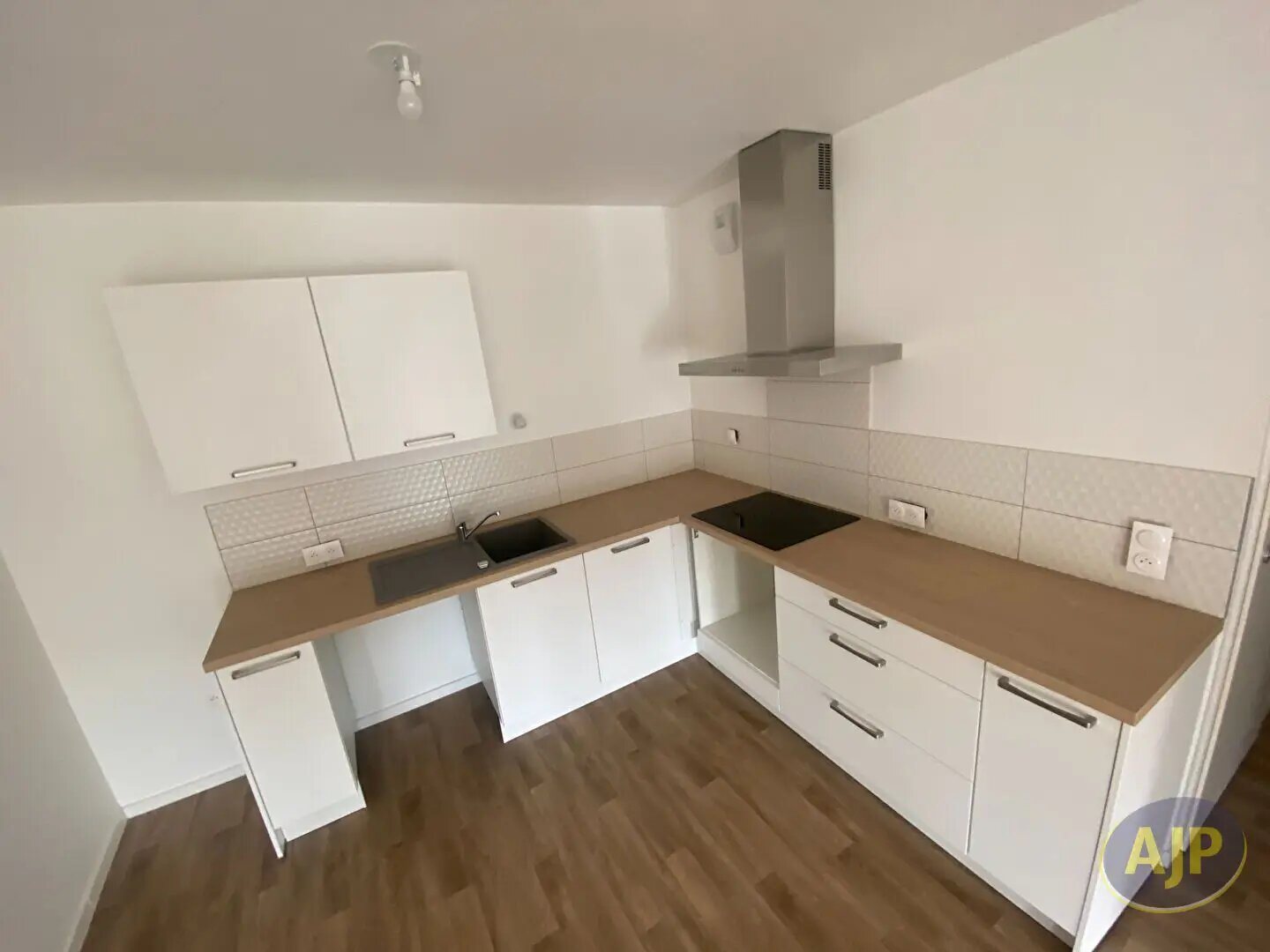 Appartement à louer, 84m², Clisson