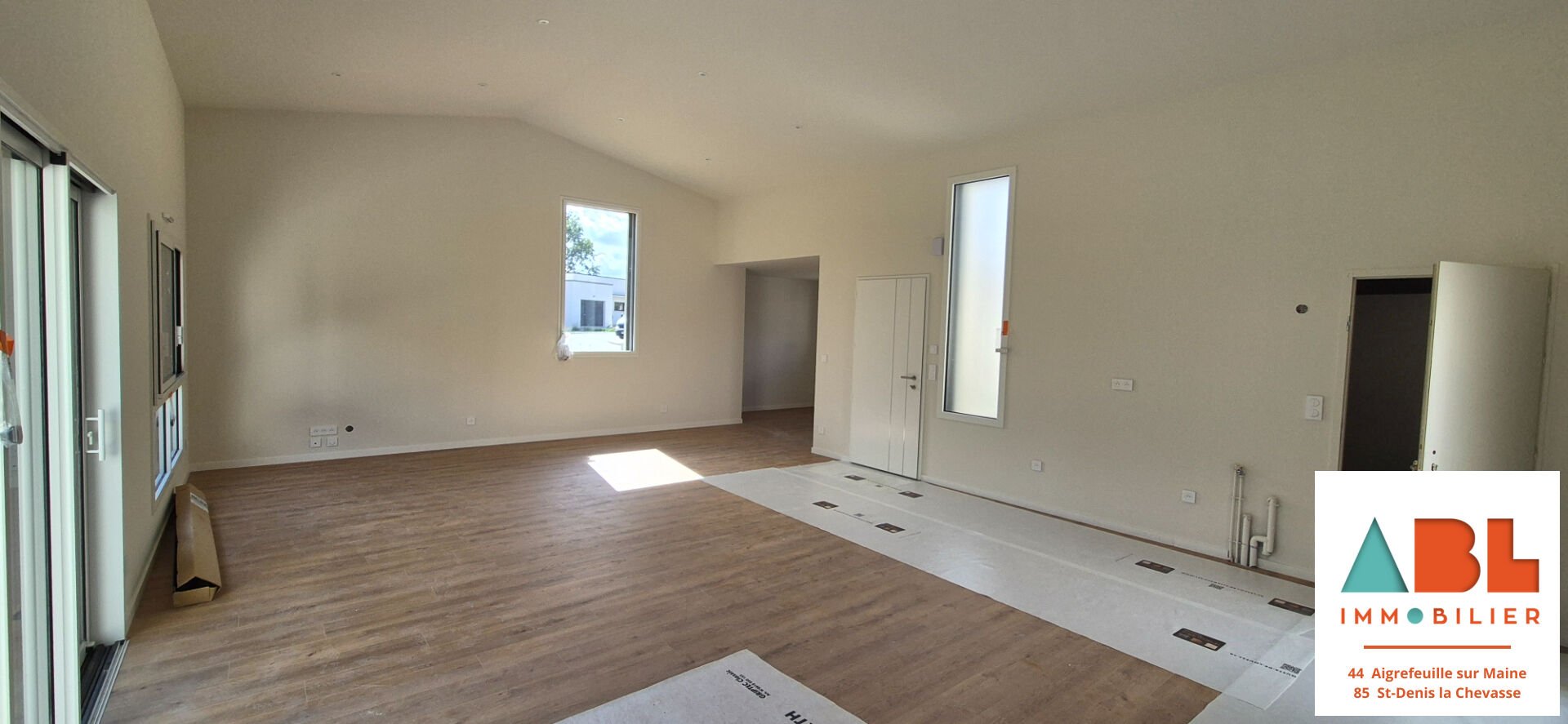 Maison à louer, 107m², Saint-Denis-la-Chevasse