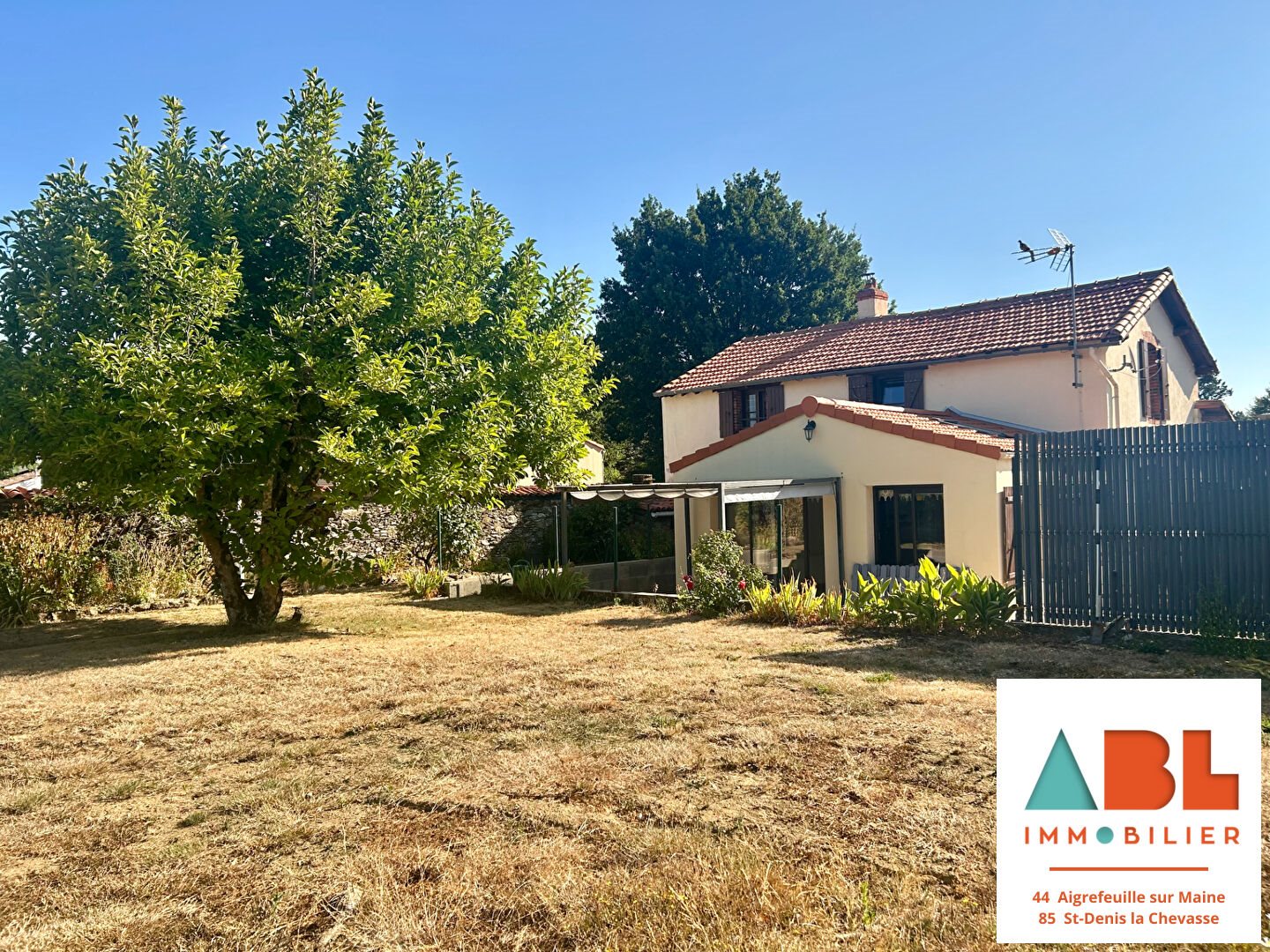 Maison à vendre, 102m², Saint-Denis-la-Chevasse