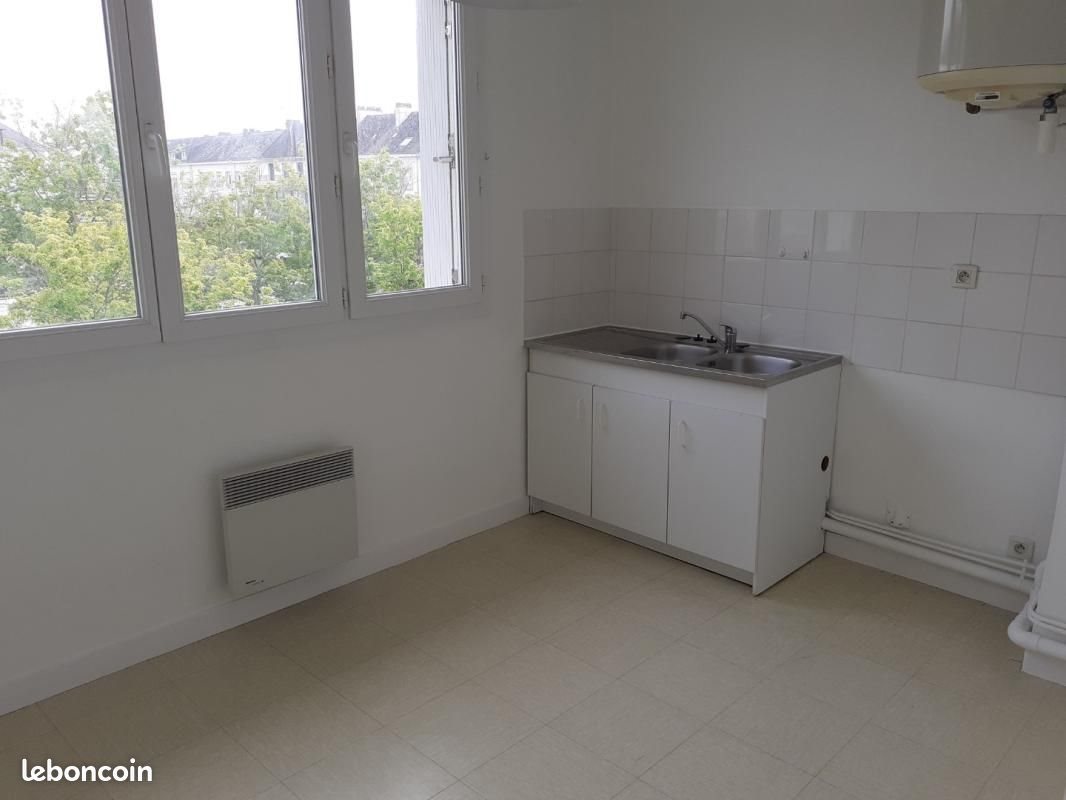 Appartement à louer, 27m², Saint-Nazaire