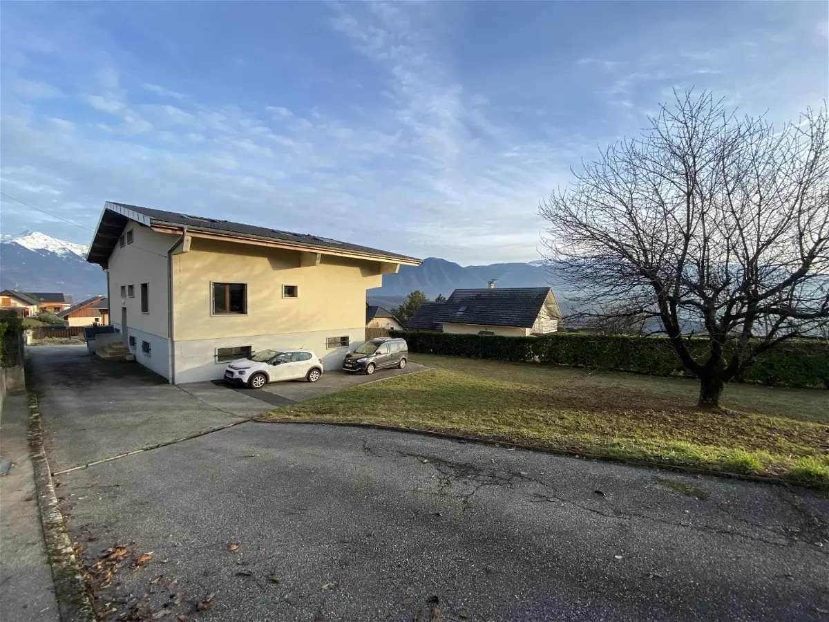 Appartement à louer, 104m², Saint-Pierre-d'Albigny
