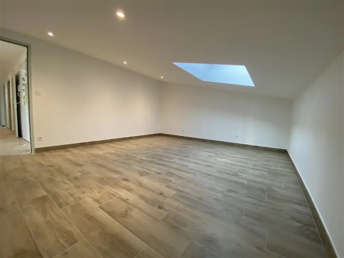 Appartement à louer, 104m², Saint-Pierre-d'Albigny