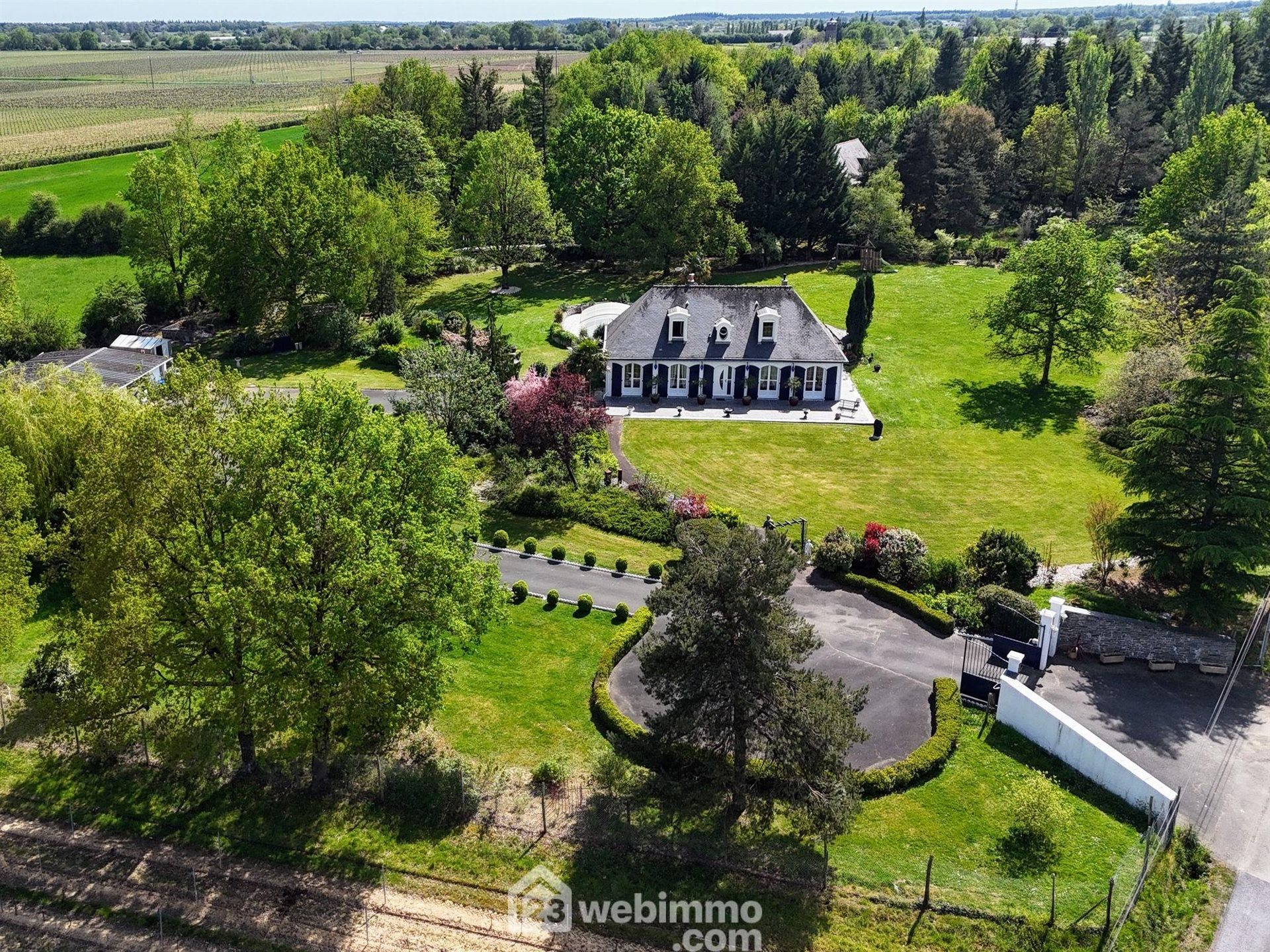 Maison à vendre, 221m², Brissac Loire Aubance