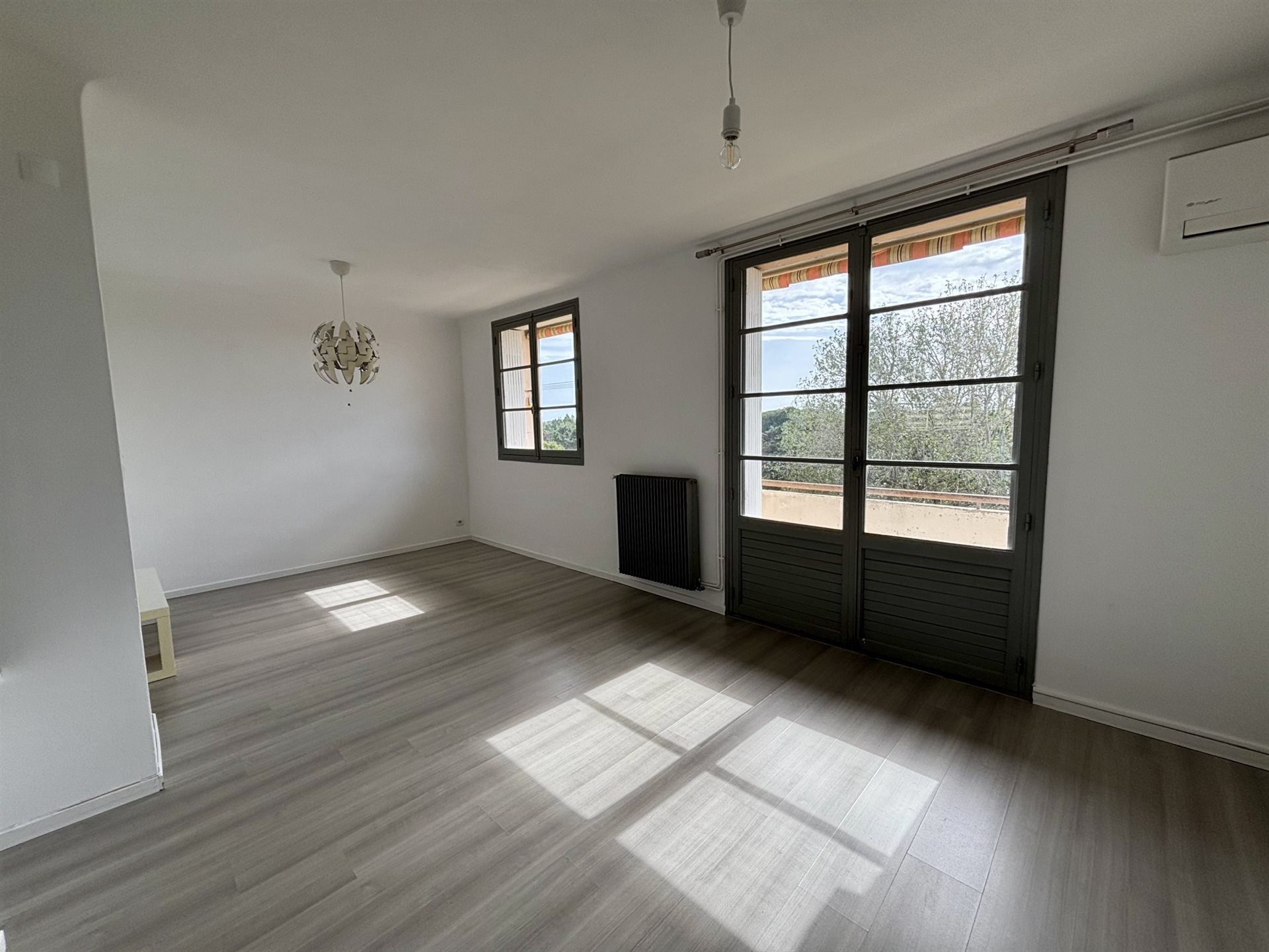 Appartement à vendre, 65m², Arles