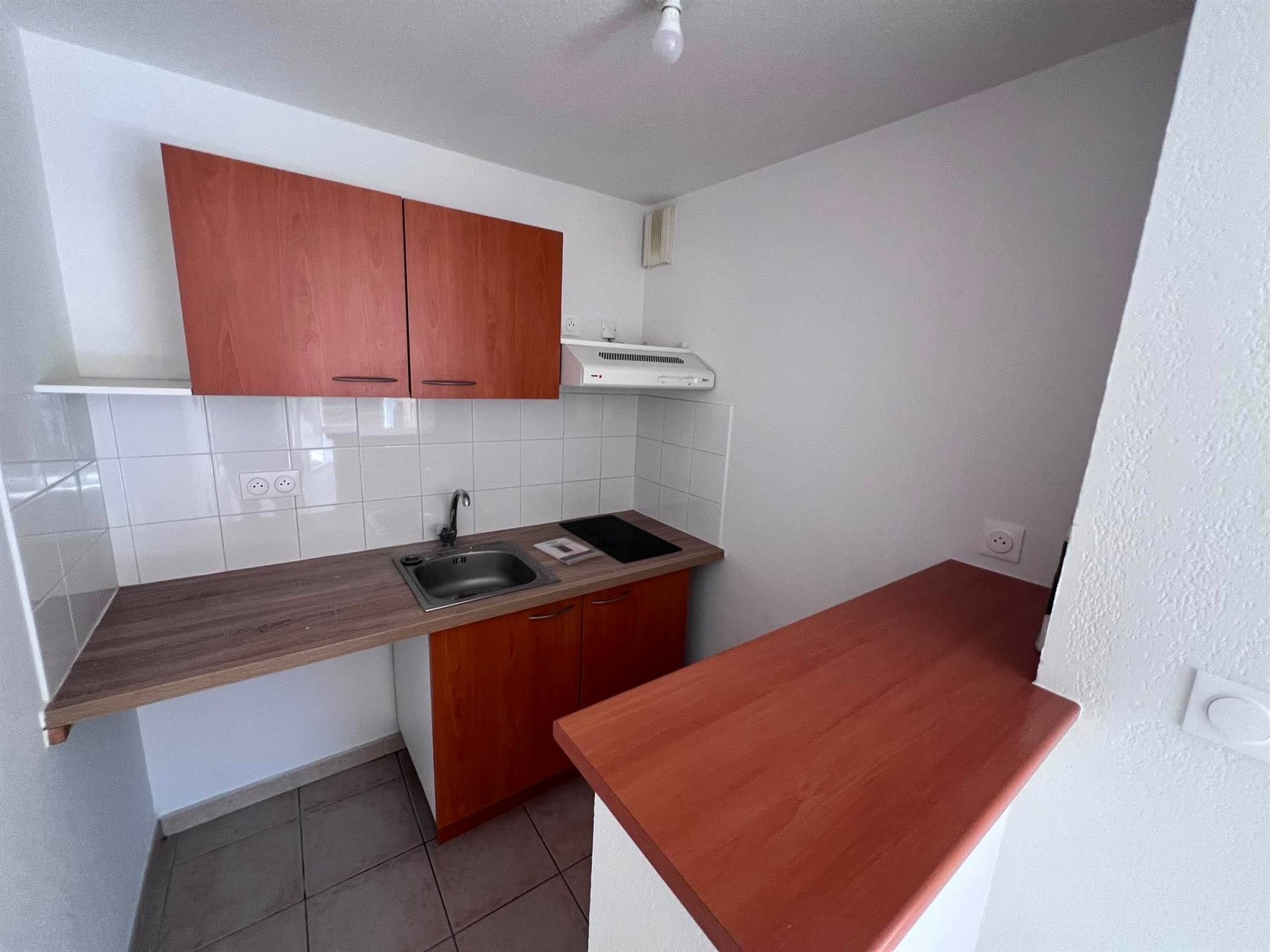 Appartement à vendre, 29m², Arles
