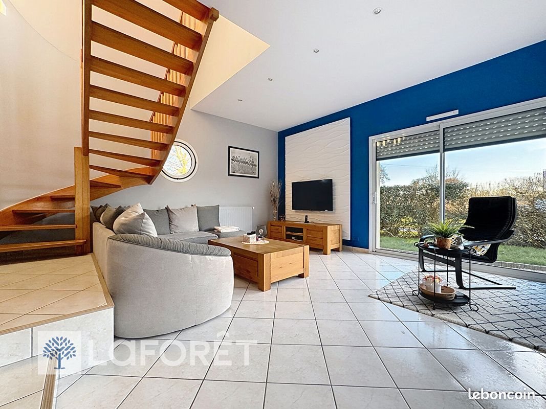 Maison à vendre, 136m², Locmalo